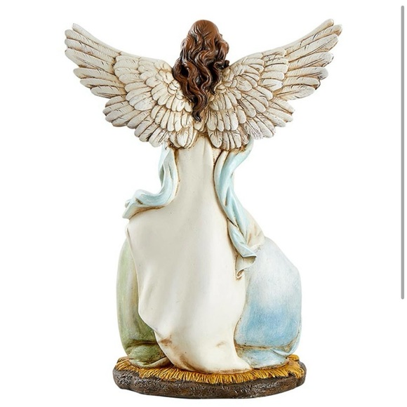 Angel and Holy Family Statue - Picture 3 of 6